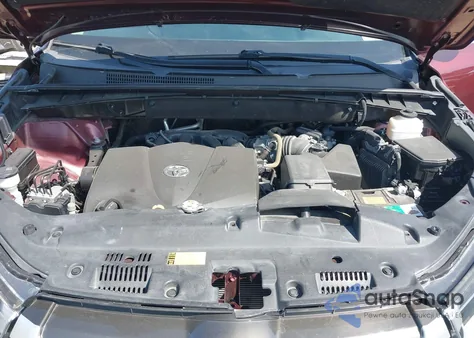 2018 Toyota Highlander Le Plus from USA, damaged, VIN 5TDZZRFH9JS274925